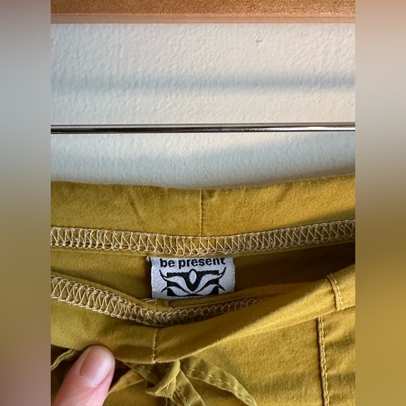 Be Present Pants - Picture 5 of 5